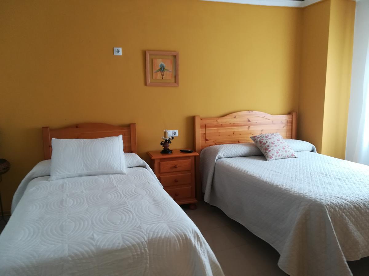Hostal 캐나마레즈 외부 사진