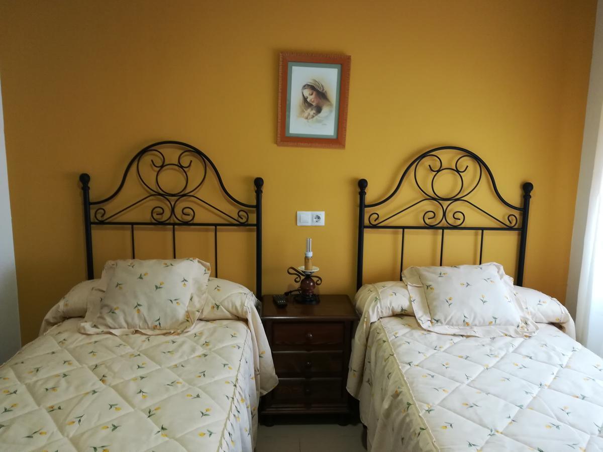 Hostal 캐나마레즈 외부 사진